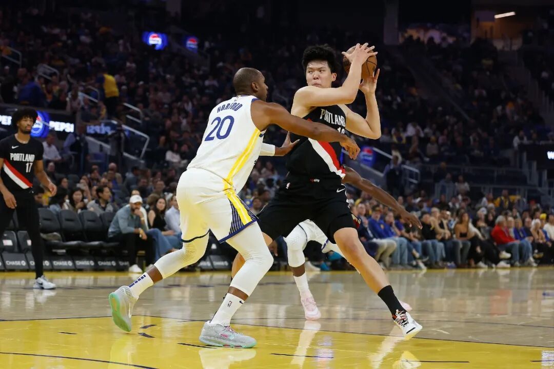 英雄联盟-洛杉矶快船迎足总杯关键赛，加时末段复出首秀，震撼外界，心理建设被强调的简单介绍